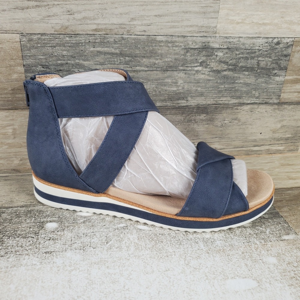 LifeStride Zoom Womens Sandal Sz 8.5 M Navy Crisscross Back Zip Round Open Toe